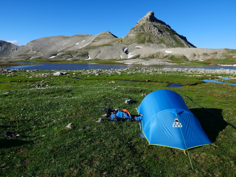 Bivouac aux lacs de Lignin, haute vallée du Verdon