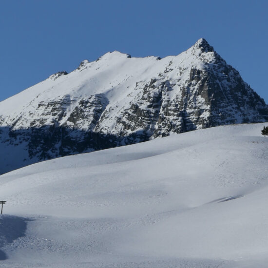 Vue sur le Lasseron depuis le col Bousson