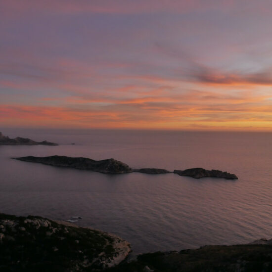 Coucher de soleil sur les îles de Riou et Jarre
