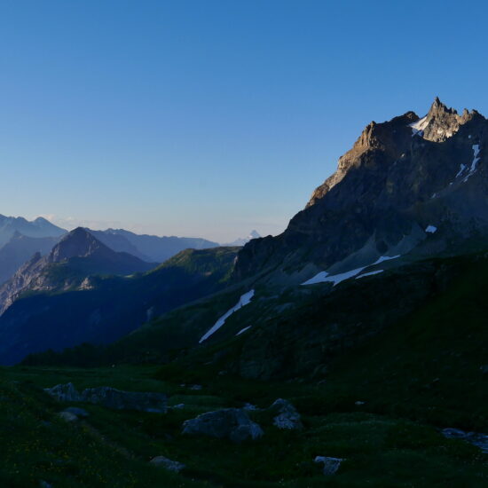 En montant au Thabor de bon matin