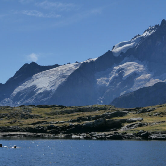 Lac Noir sur le plateau d'Emparis