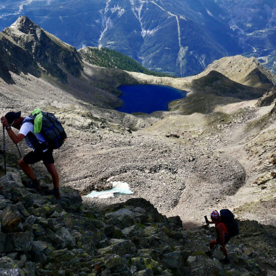 En montant au Ténibre, au fond le lac Fer