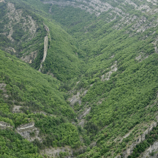 Le Vélodrome et la lame de Facibelle dans les clues de Barles