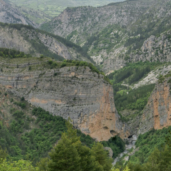 La clue du Pérouré, un des fleurons de la Réserve géologique de Haute Provence