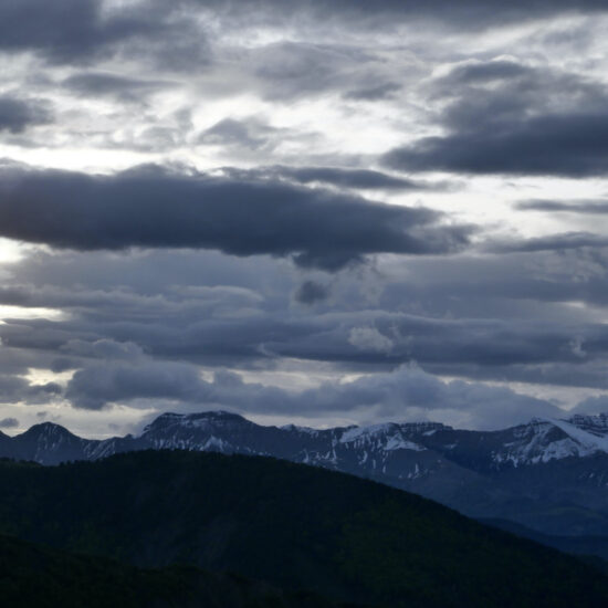 Chaîne de la Blanche vue des Monges