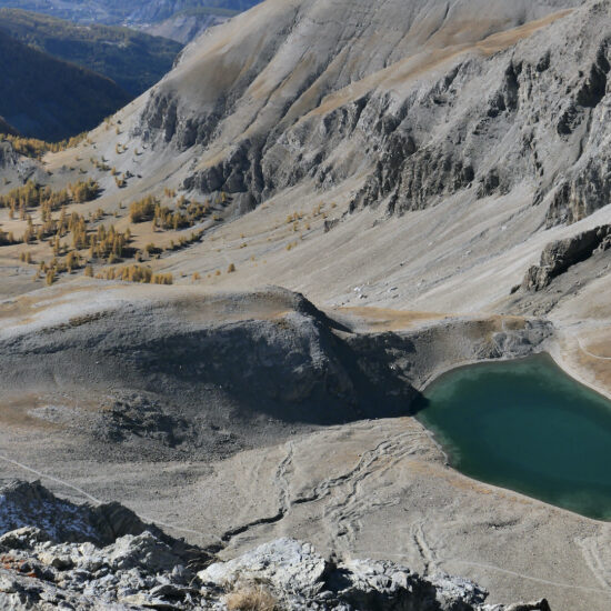 Lac de la Petite Cayolle à l'automne