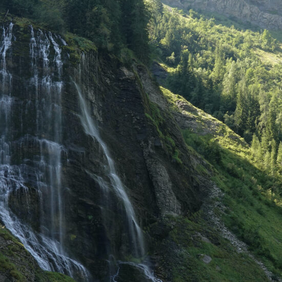 Cascade de la Pleureuse, massif des Fiz