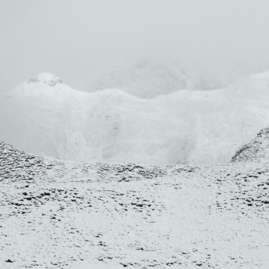 Première neige sous le col Girardin
