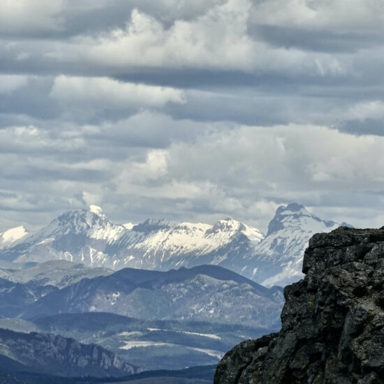 Vue sur le Dévoluy depuis la montagne de Raton