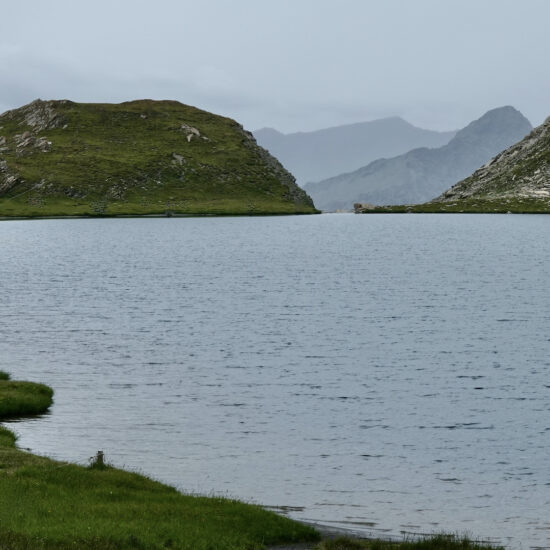 Le lac Foréant dans le vallon de Bouchouse