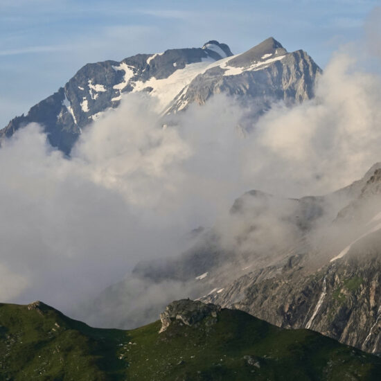 Brumes du soir sur la Grande Casse, refuge de la Valette