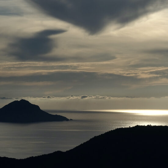 Capu Rossu dans la lumière du soir