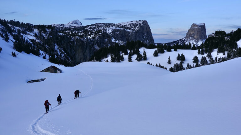Arrivée à Chaumailloux face au Mont Aiguille